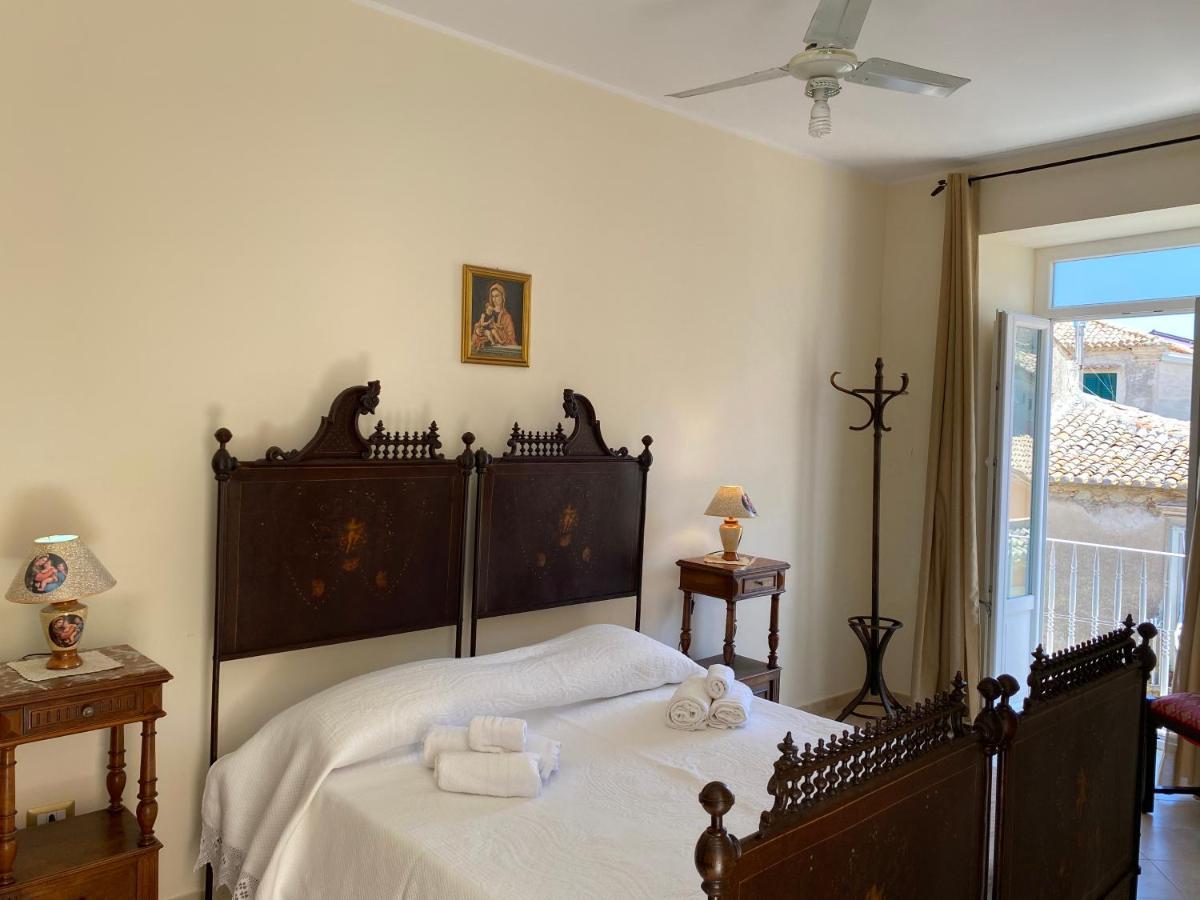 Affaccio Su Stromboli Appartement Tropea Buitenkant foto